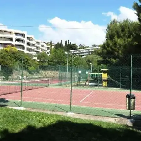 Piscine Tennis Climatisation Fabron * Nice